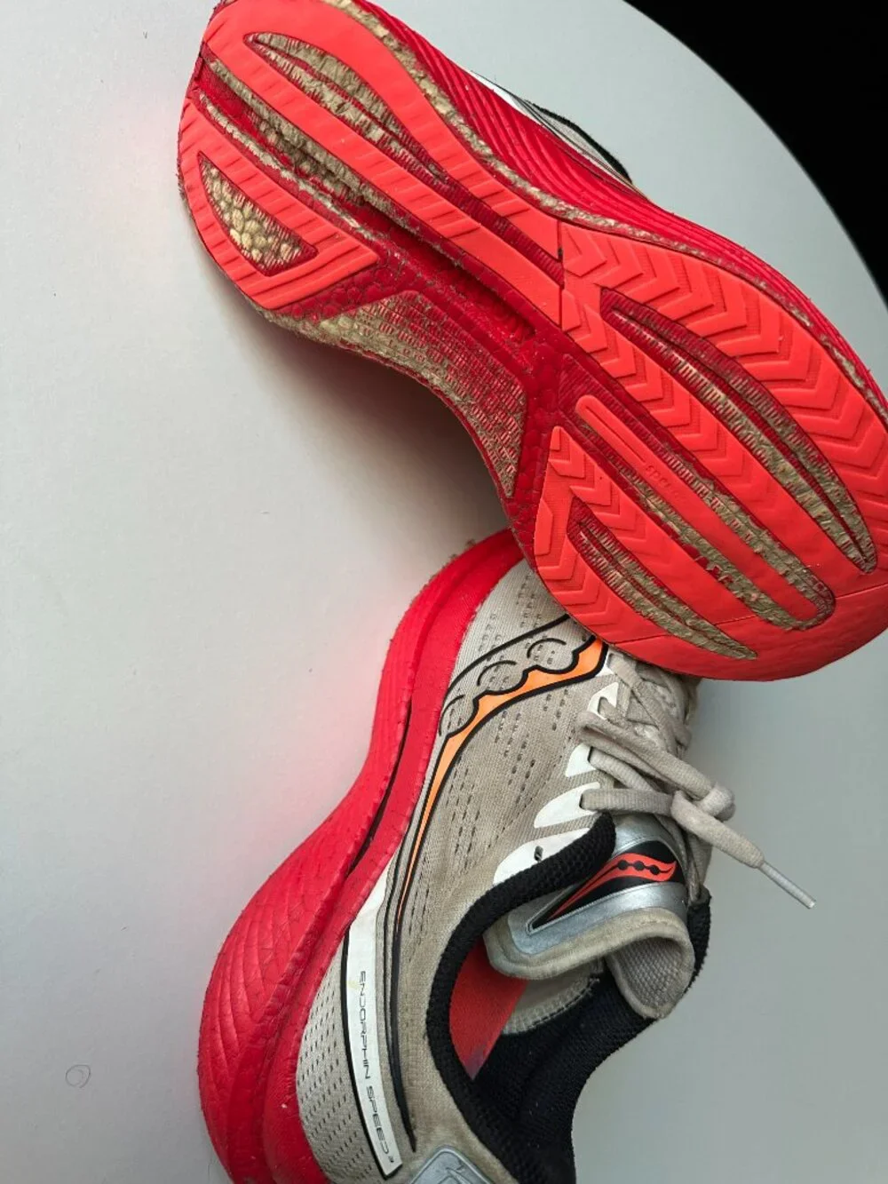 Saucony Endorphin Speed 3 Running Shoes White/ViZiRed Women's 10 - Picture 10 of 16